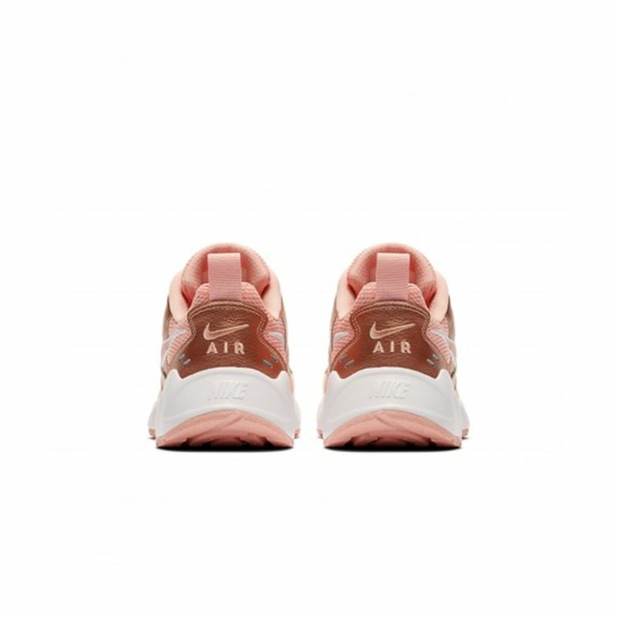 Nike Air Heights Coral trainers for sports and outdoor activities, featuring coral color and athletic design.
