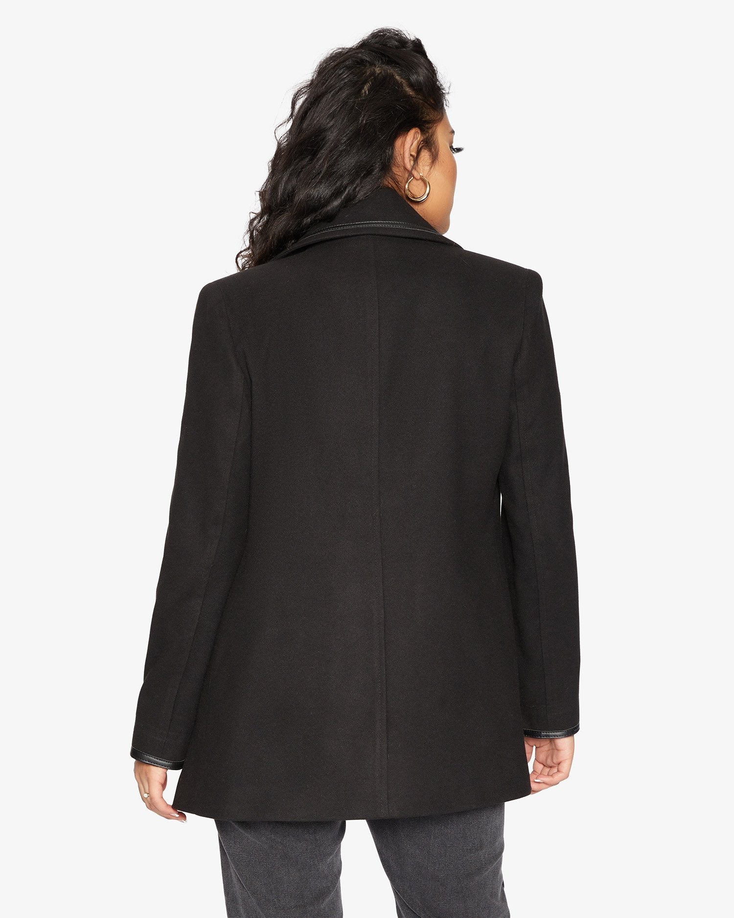 Rose Eleusis Wool Blend Contrast Trim Coat from 1920, stylish jacket with contrasting trim, warm and elegant outerwear.