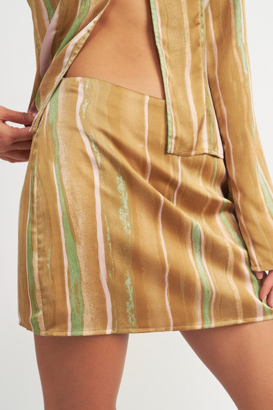 Printed low waist mini skirt for women by Jade Icarus, showcasing a stylish design and fitted silhouette.