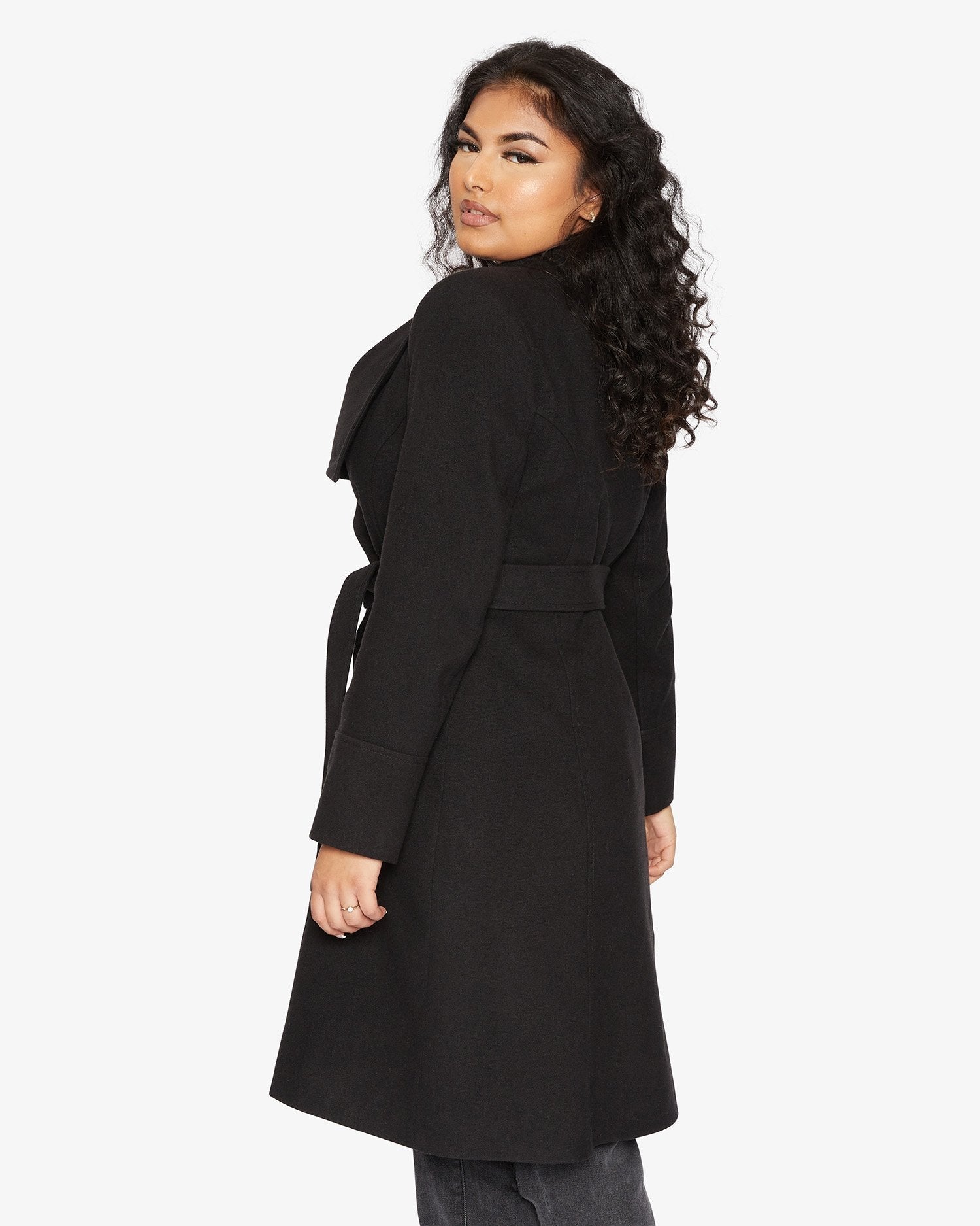 Rose Eleusis waterfall lapel double-breasted duster coat, stylish jacket with flowing design and elegant details.