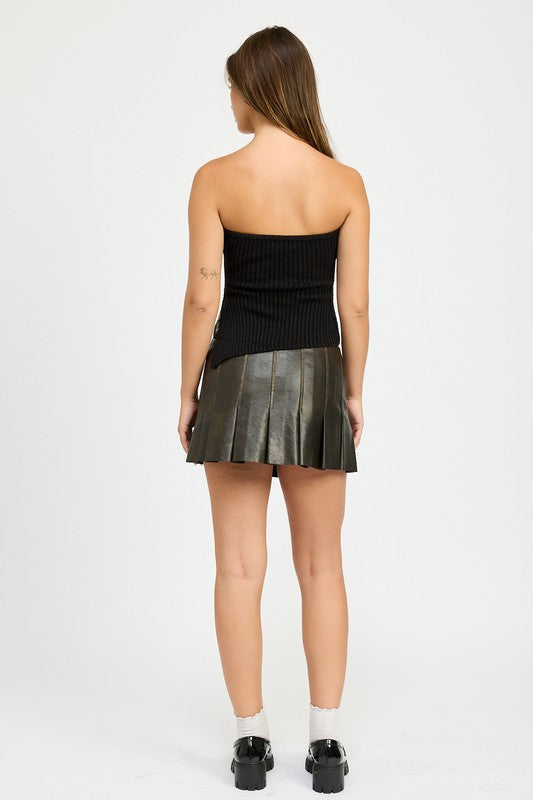 Automotive leather pleated skirt by Jade Icarus with detailed pleats and sleek black leather finish, designed for stylish car interior accessories.