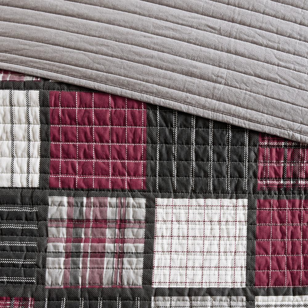 Start2Finish Tulsa oversized plaid cotton quilt set in red and grey with a cozy, large plaid pattern on soft cotton bedding.