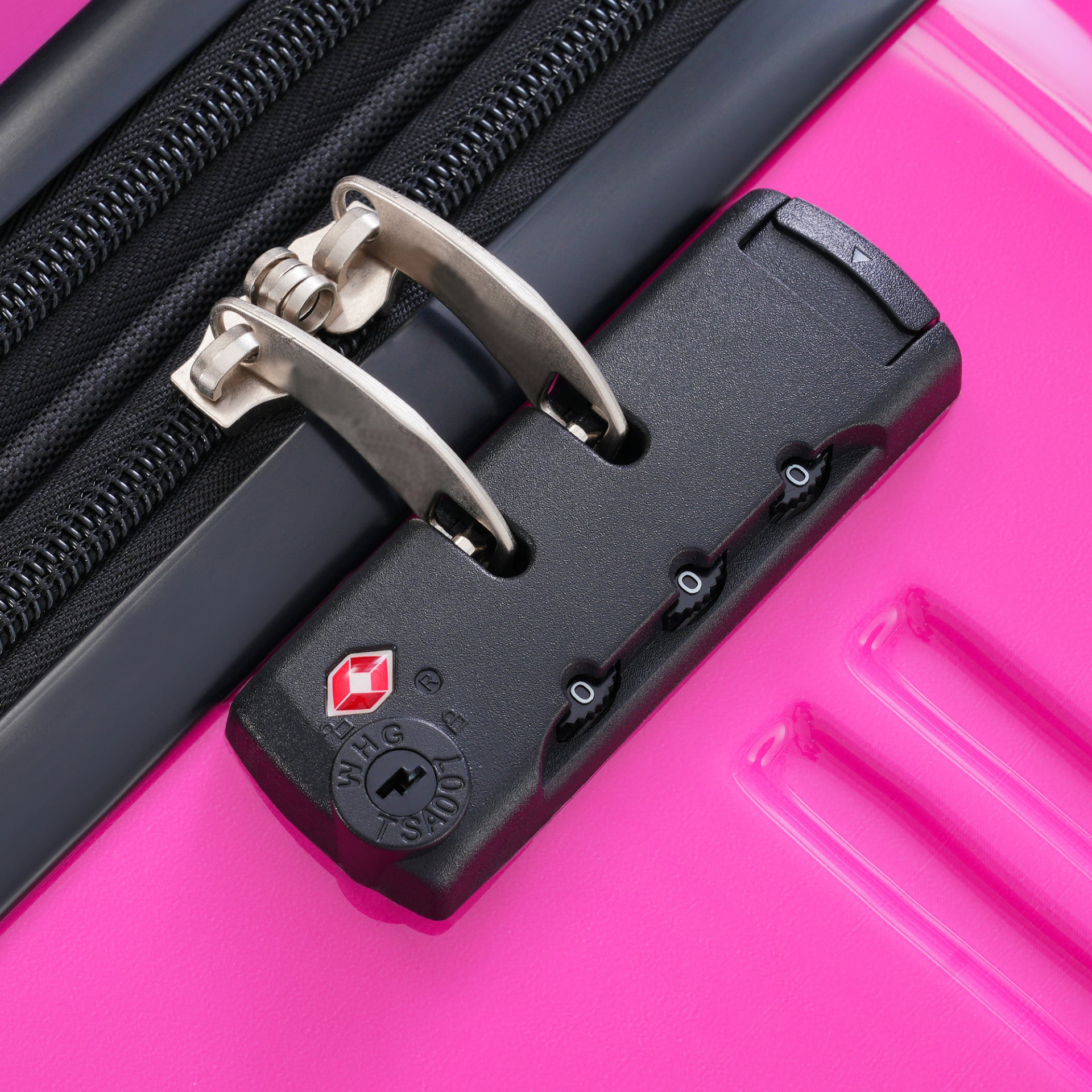 Start2Finish hardshell 3-piece gradient luggage set with expandable suitcases, spinner wheels, and TSA lock for travel accessories.