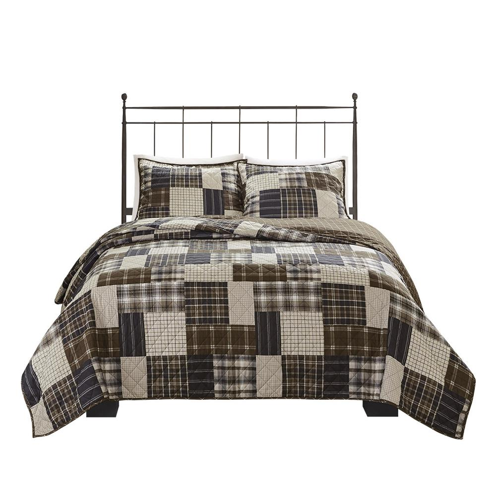 Start2Finish Timber 3-piece reversible printed quilt set in black and brown bedding with wood-inspired design.