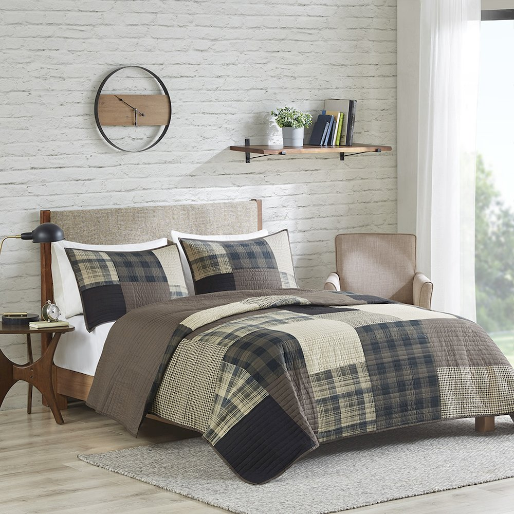 Winter Hills oversized cotton quilt set in tan by Start2Finish, showing the quilt&