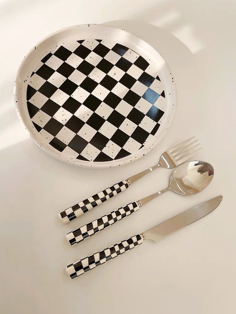 Six-piece modern checkered flatware set by Inspecial Home, featuring stylish utensils for home decor.