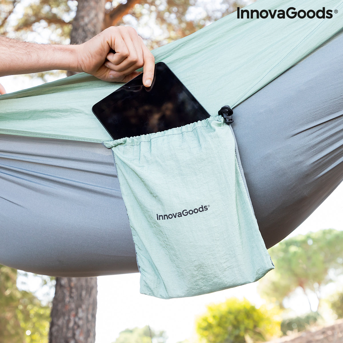 Rewong InnovaGoods double camping hammock by Bigbuy, shown hanging outdoors with fabric and support ropes.