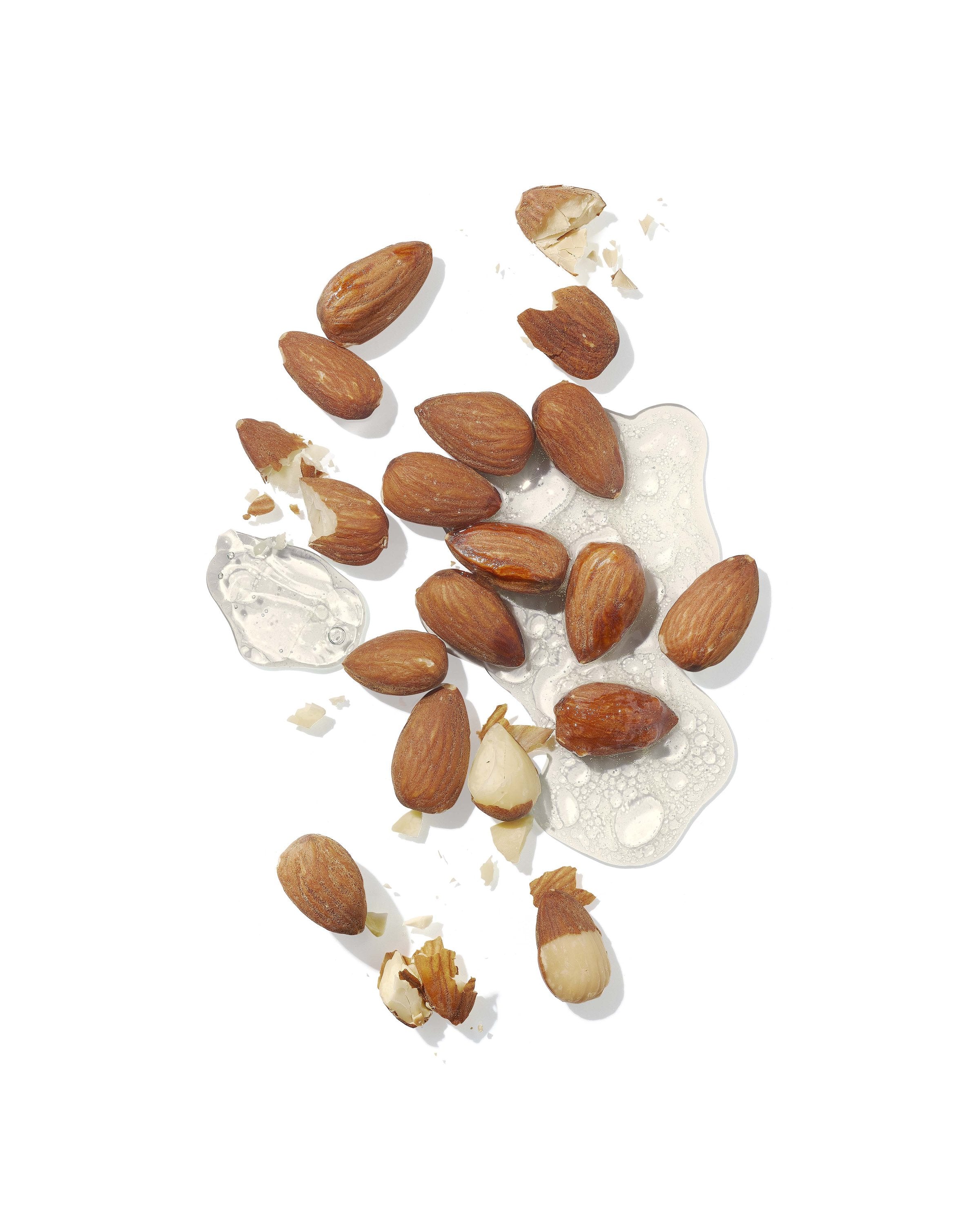 Green Saffron Mekabu Hydrating Styling Cream for hair with almond extract, smooth and nourish for shiny, healthy hair.