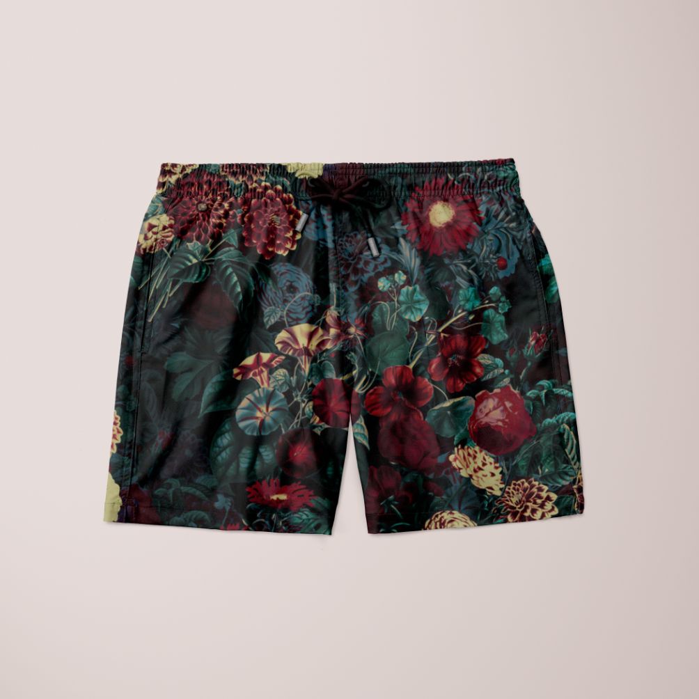 Scorpius Arenez Shorts made of lightweight fabric with a relaxed fit and stylish design, shown in a casual outdoor setting