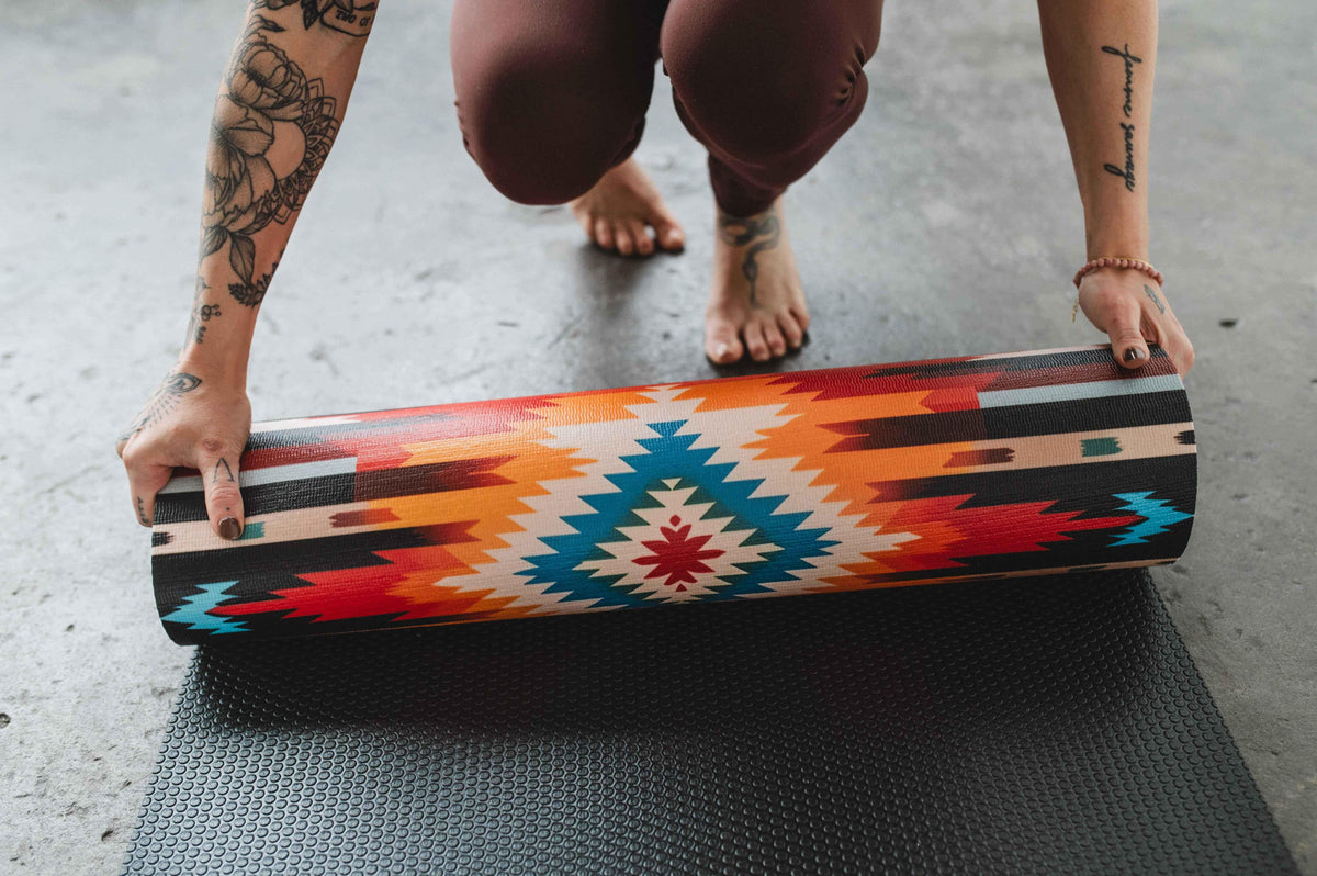 Fox Trail Yoga Mat – 6 mm Extra Thick, Double-Sided Non-Slip, Eco-Friendly PER with Multi-Color Striped Design | Yune Yoga
