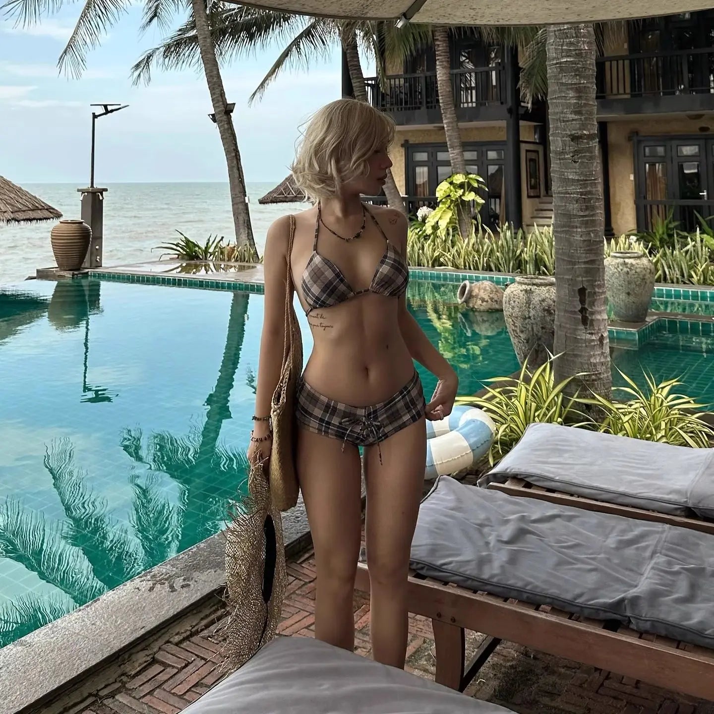 Start2Finish plaid strapless bikini swimsuit with high-end design, ideal for beach, hot spring, or yoga fitness activities.