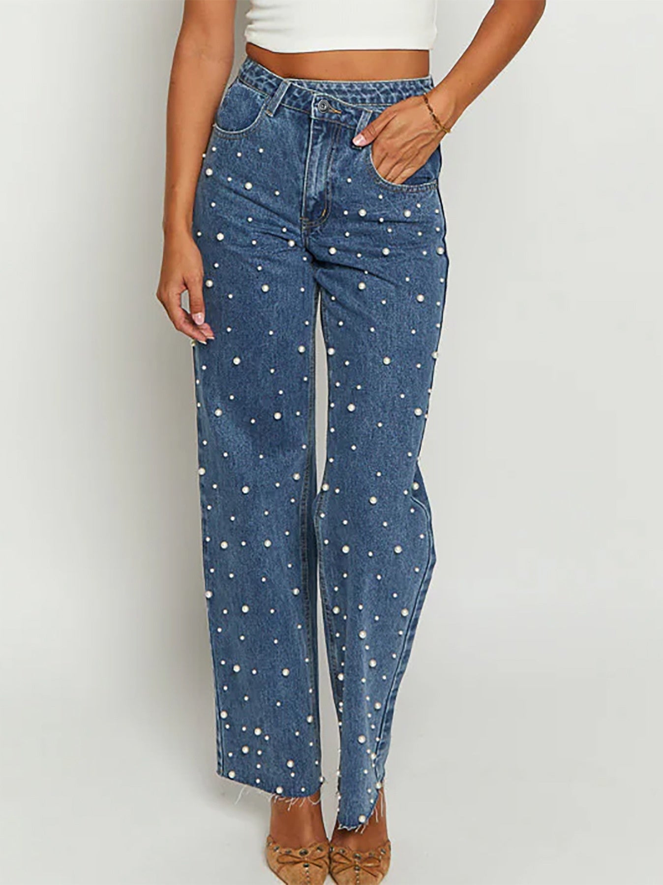 Carmine Juneberry CrossBead™ Denim Haute Edition 25 jeans with stylish distressed details and classic fit, front view.