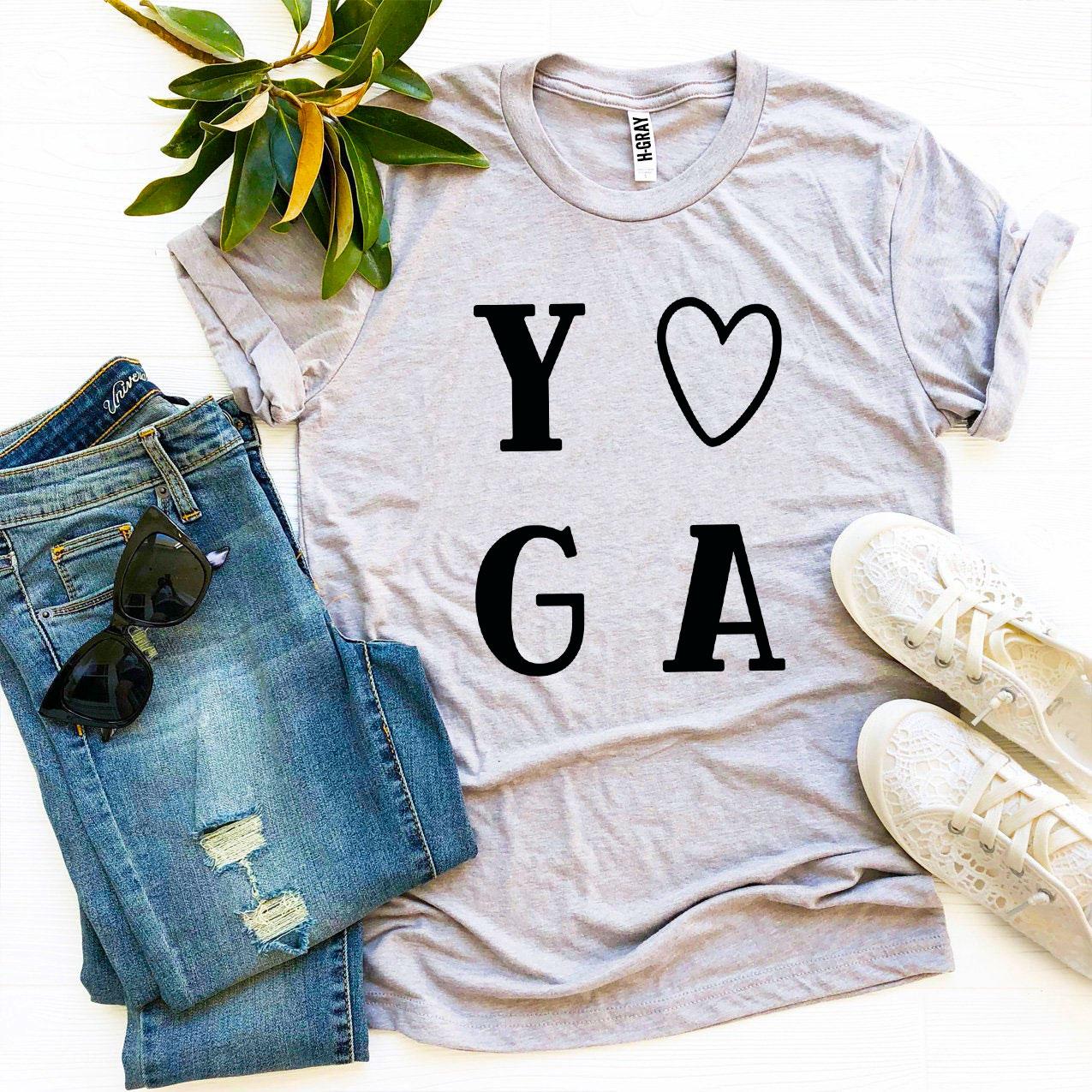 Agate yoga T-shirt in soft fabric, featuring a relaxed fit and breathable design for comfortable yoga practice.