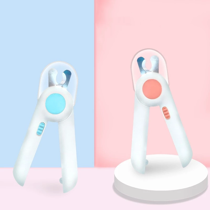 Lilac Milo LED pet nail scissors for cats, featuring a trimmer with a built-in light for precise grooming and nail trimming.