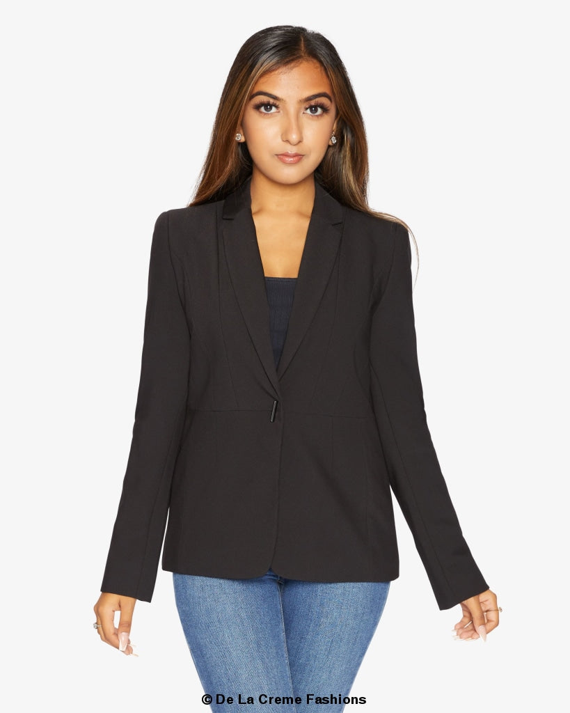 Black casual blazer from Rose Eleusis, tailored fit, lightweight fabric, shown on a hanger with front view.