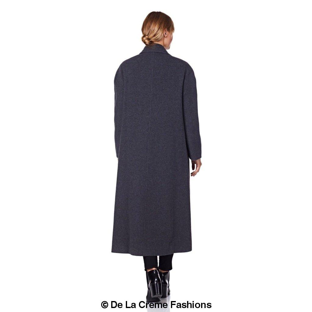Plus size long coat from Rose Eleusis, made of wool and cashmere blend, featuring a tailored fit and classic design.