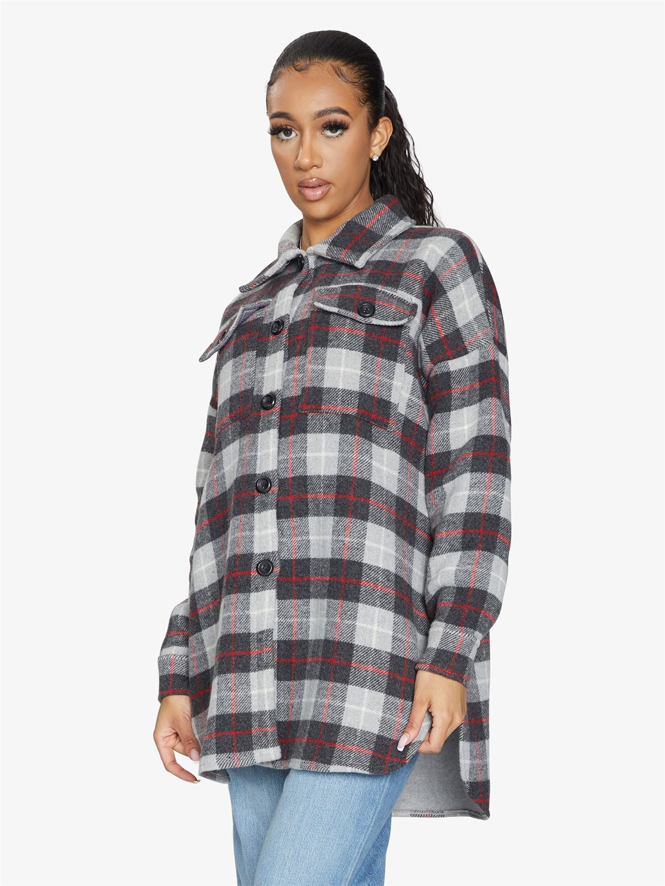 Rose Eleusis oversized Nova check wool blend shacket, casual jacket with plaid pattern, buttons, and relaxed fit.