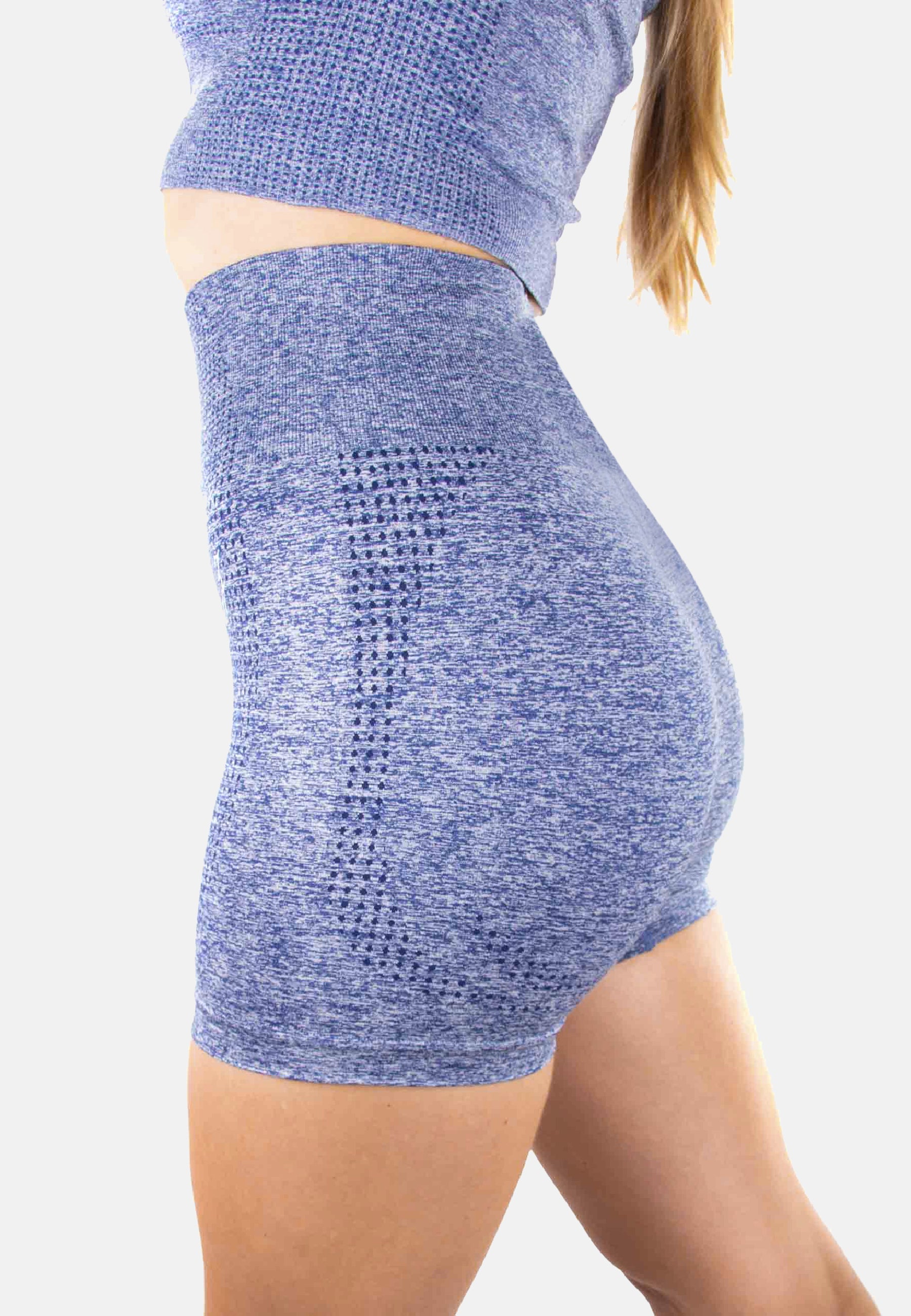 Blue Pear Juniper Damen Shorts with a fitted design, shown from the back view, perfect for active or casual wear.