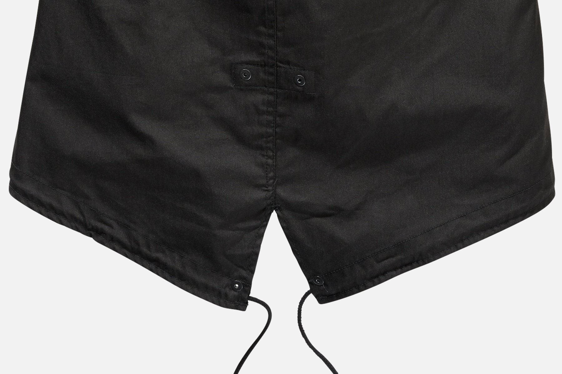 Black M51 US Parka jacket by Callisto, featuring a military-inspired design with a hood and multiple front pockets.