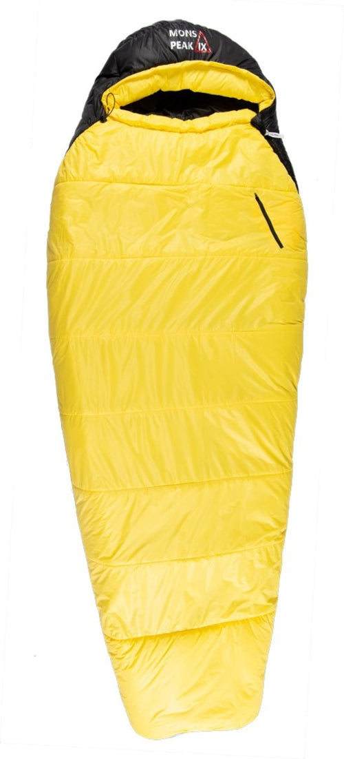 Triangulum Settler 15F camping sleeping bag with full-length zipper, designed for outdoor camping and cold weather comfort.
