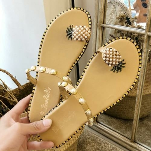 Coffee Jasper 2021 summer beach pineapple flat slippers for ladies, outdoor slide shoes with tropical pineapple design.