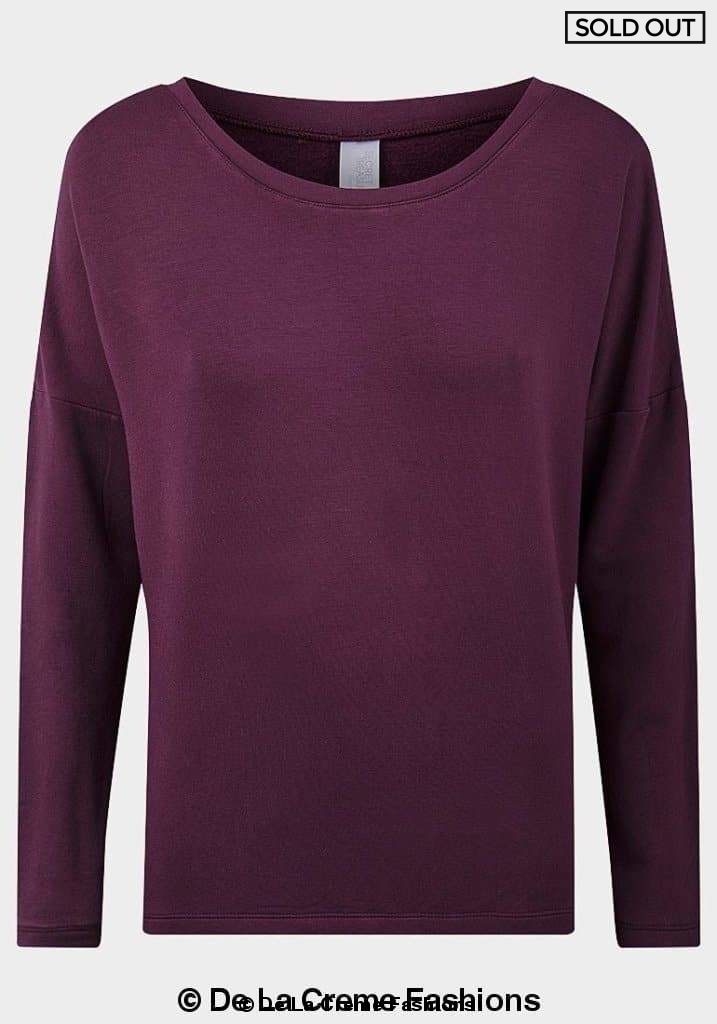 Purple fleece-lined sleepwear top for women by Rose Eleusis, cozy and comfortable ladies&