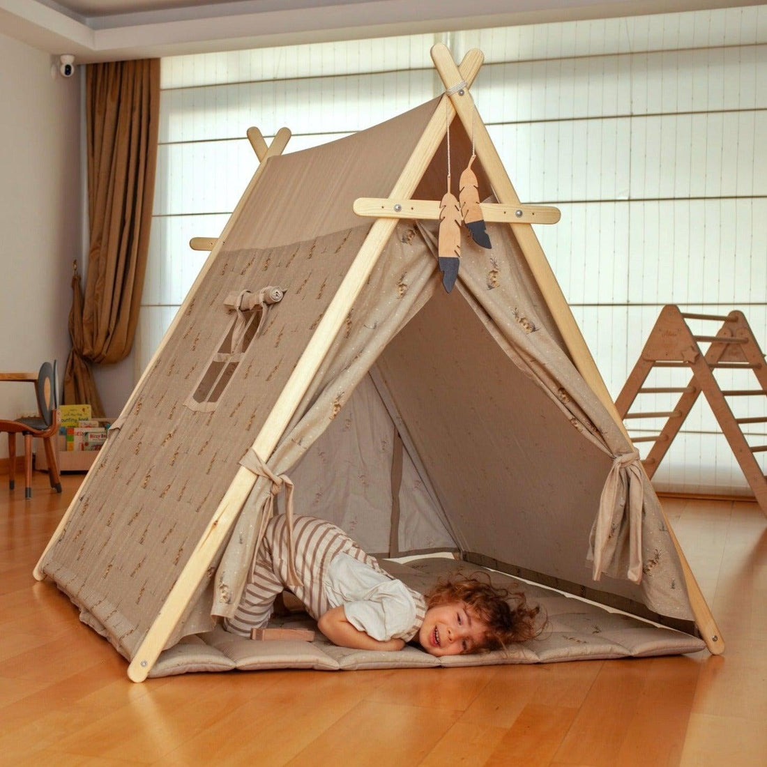 Red Oceanus XL play tent with matching play mat set featuring a bunny design, perfect for children&