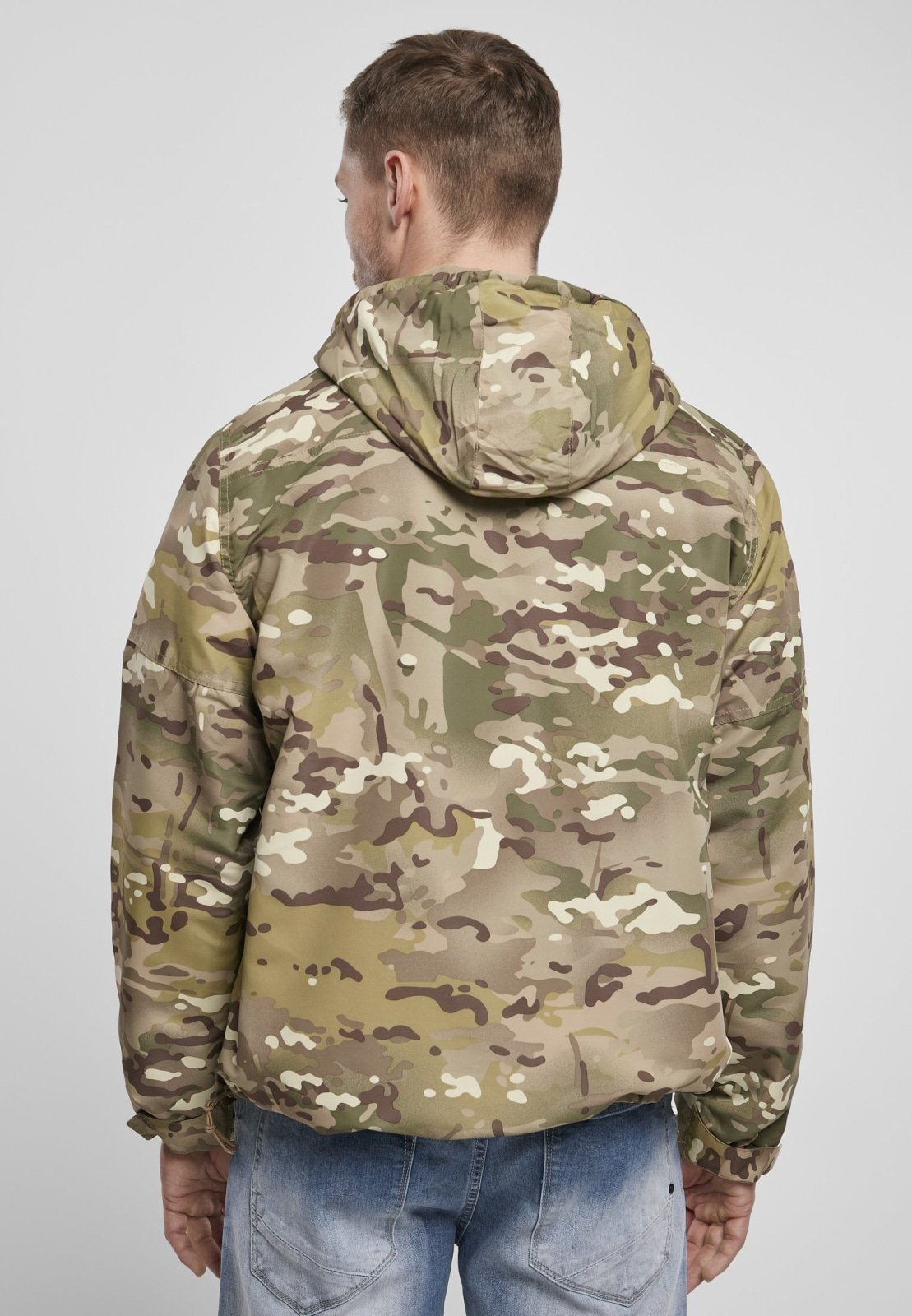 Callisto Essential Windbreaker in multiple colors, lightweight jacket with adjustable hood and front pockets for outdoor wear.