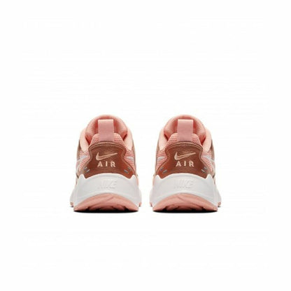 Nike Air Heights Coral trainers for sports and outdoor activities, featuring coral color and athletic design.