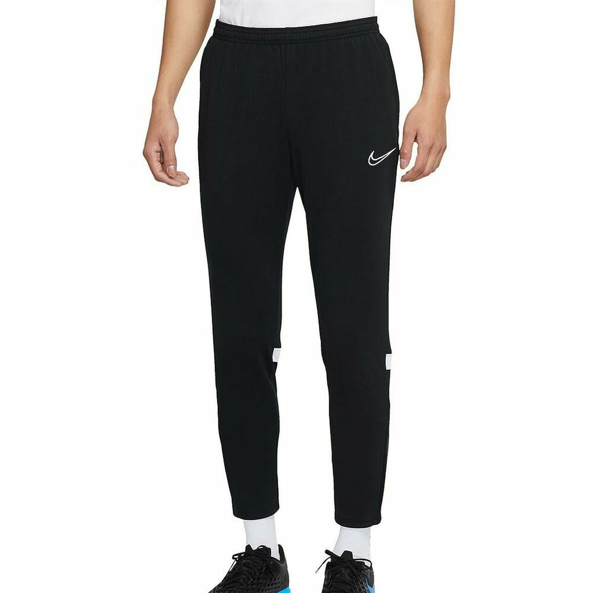 Black Nike adult sports trousers with Nike logo, made for activewear and outdoor activities, featuring a comfortable fit.
