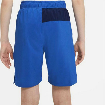 Kids Nike Sportswear sport shorts in blue with elastic waistband, designed for active outdoor play and sports activities.