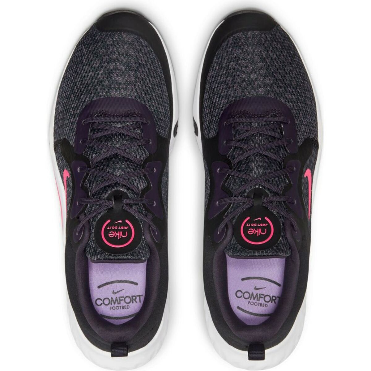 Black Nike TR 11 running shoes for adults, designed for sports and outdoor activities, featuring breathable mesh and supportive soles.