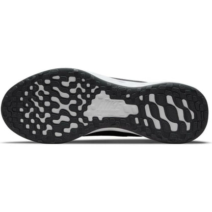 Nike Revolution 6 grey running shoes for adults, sporty design, breathable mesh upper, lightweight athletic footwear