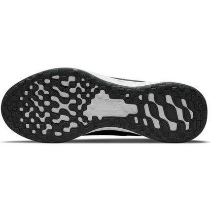Nike Revolution 6 grey running shoes for adults, lightweight athletic sneakers with breathable mesh uppers and cushioned soles.