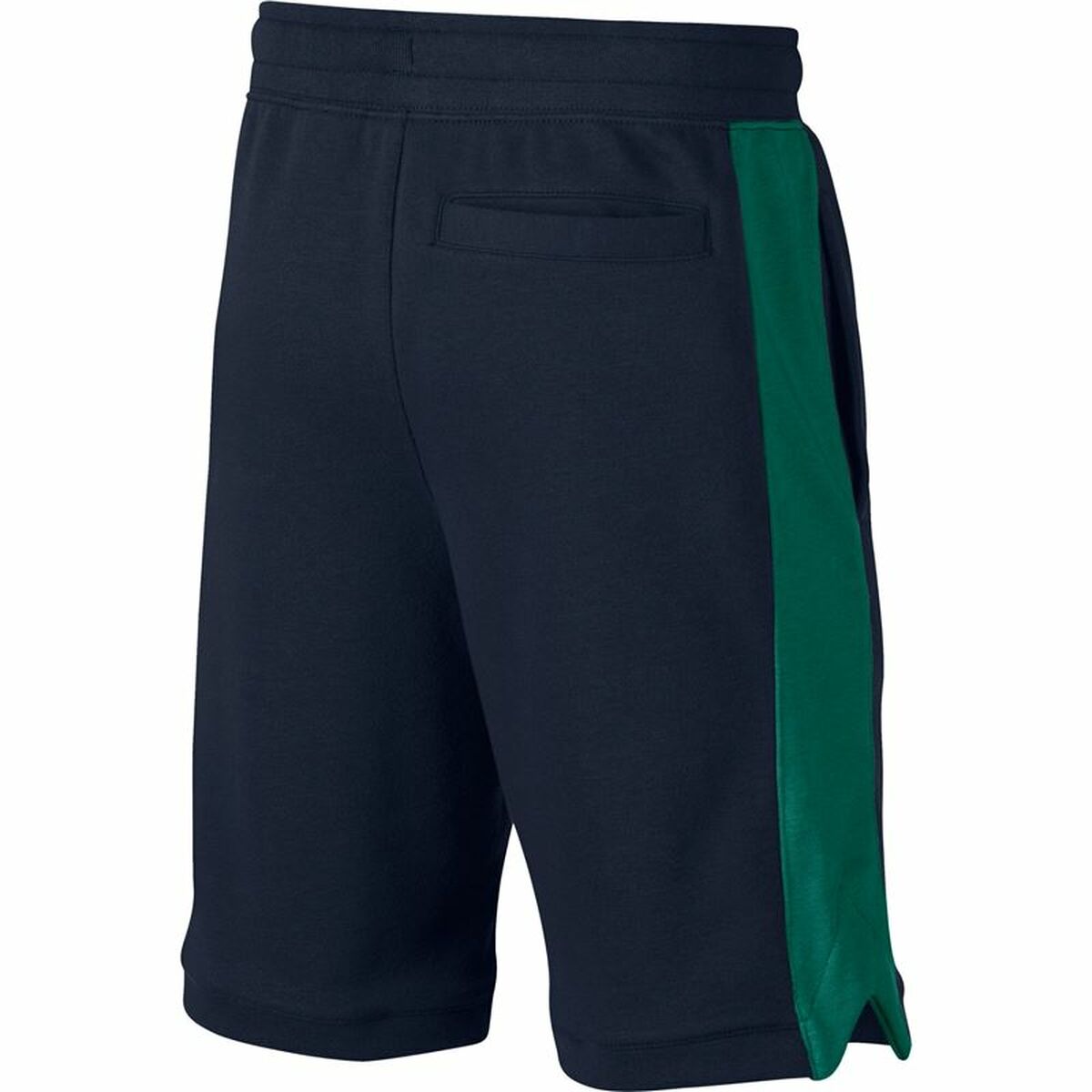 Children’s black Nike sports shorts with elastic waistband, suitable for active outdoor and indoor sports activities.