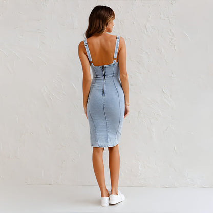 Carmine Juneberry U-neck suspender denim dress with slim fit and summer casual style, featuring adjustable straps and front pockets.