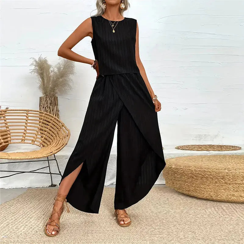 Start2Finish lightweight sleeveless crewneck T-shirt set featuring a relaxed, oversized casual summer outfit for comfortable style.