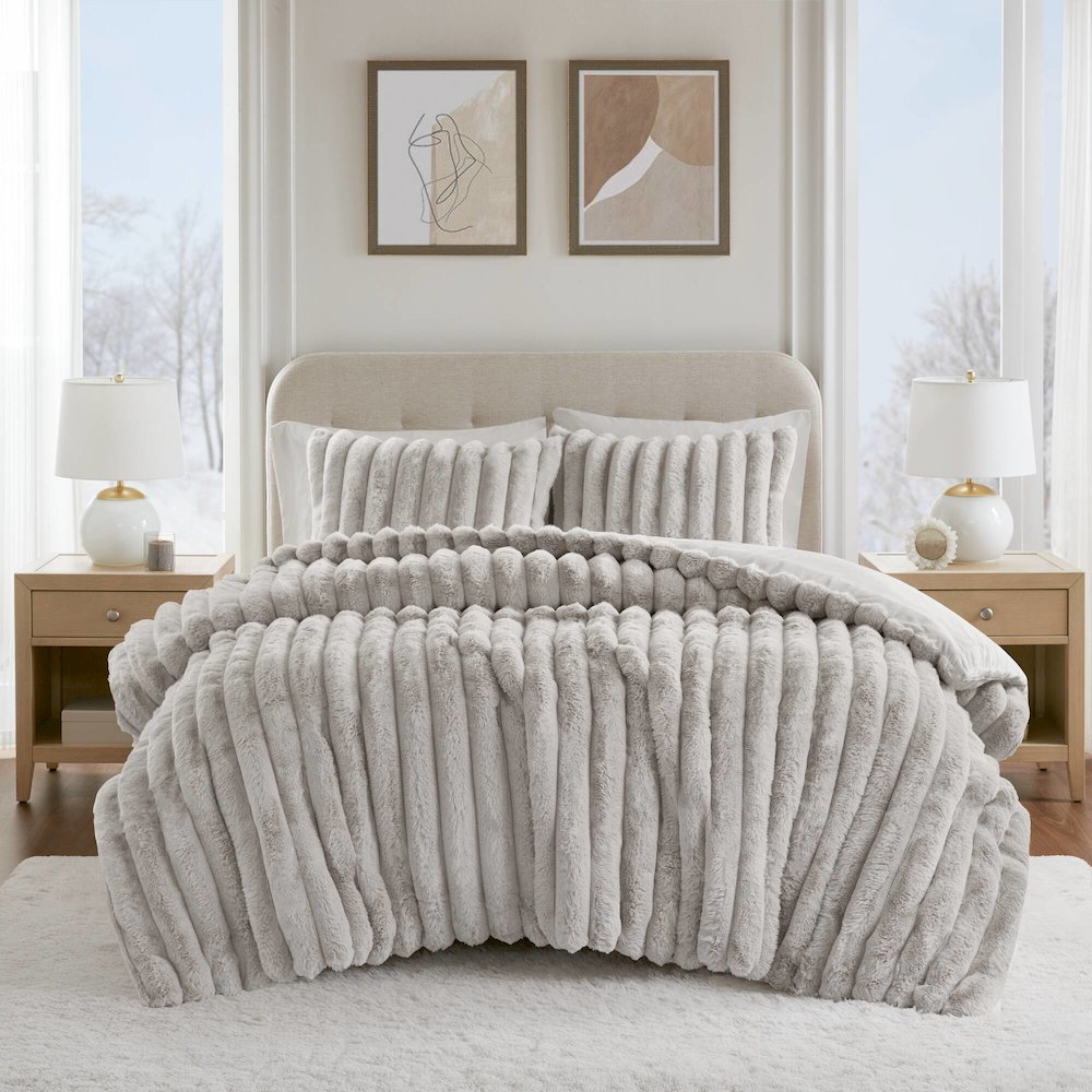 Light gray Jasmine Ultrasoft Faux Fur Ribbed Comforter Set by Start2Finish, featuring plush faux fur and ribbed texture.