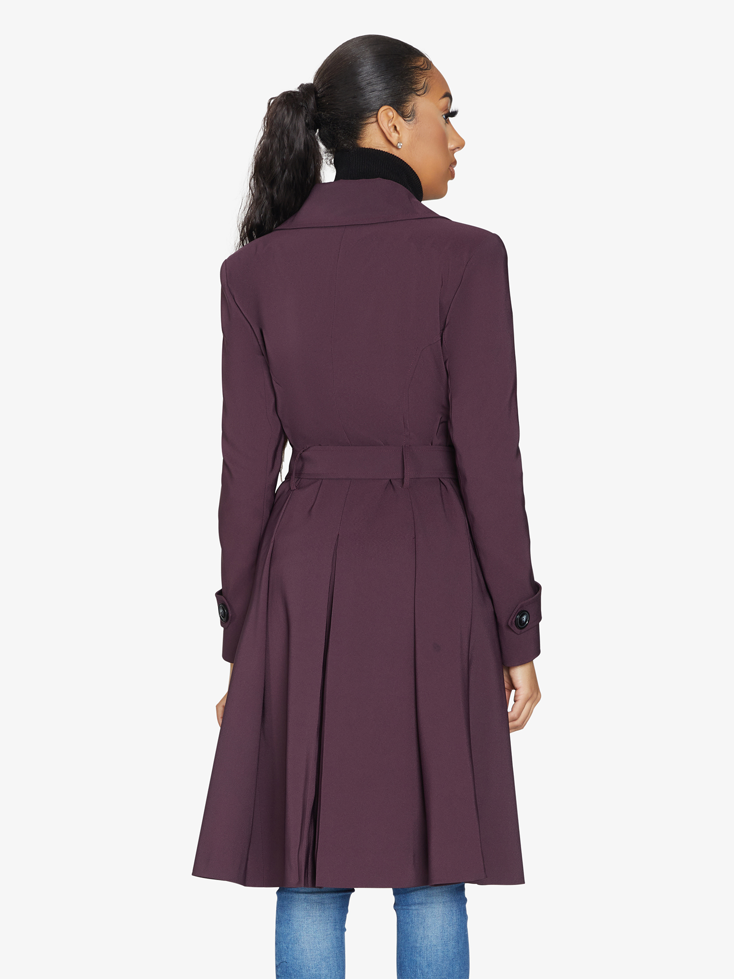 Rose Eleusis double-breasted trench coat in light fabric, perfect for spring and summer, shown in a stylish beige color.