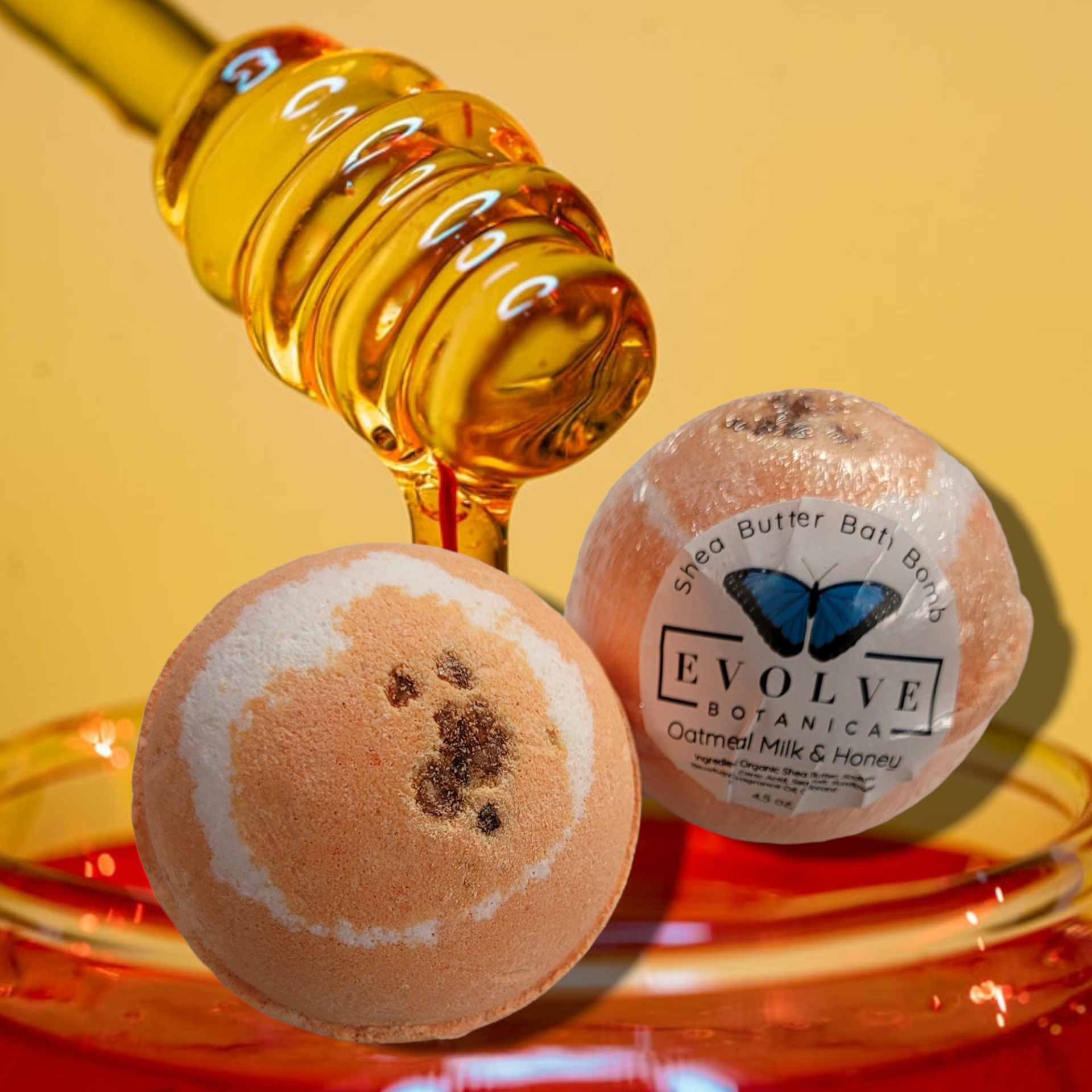 Start2Finish Oatmeal Milk Honey Bath Bomb with a round, creamy-colored appearance and subtle oatmeal and honey accents.