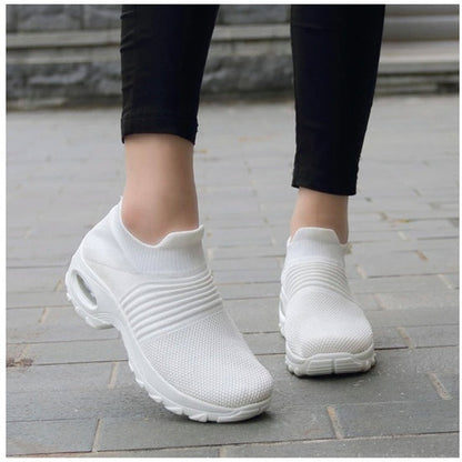 CJDropshipping dancing shoes accessory with sleek design for dance performances or practice.