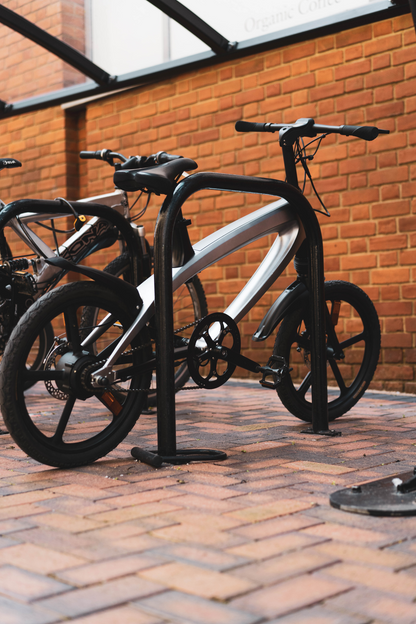 Start2Finish Racing White E-Bike with built-in speakers and Bluetooth, showing the sleek electric bike with speaker system and modern design.