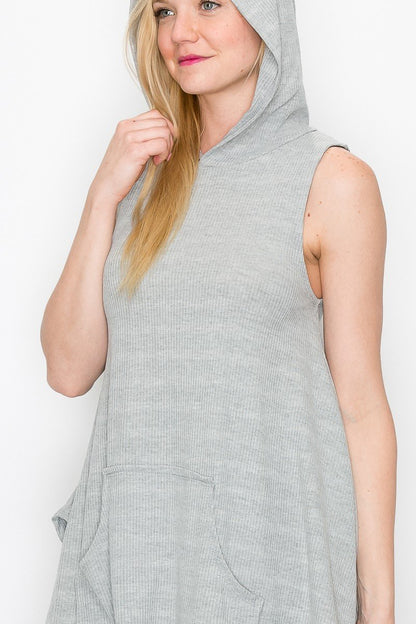 Gray sleeveless hooded top and wide-leg pants set by Yellow Hera, casual clothing ensemble shown on model.