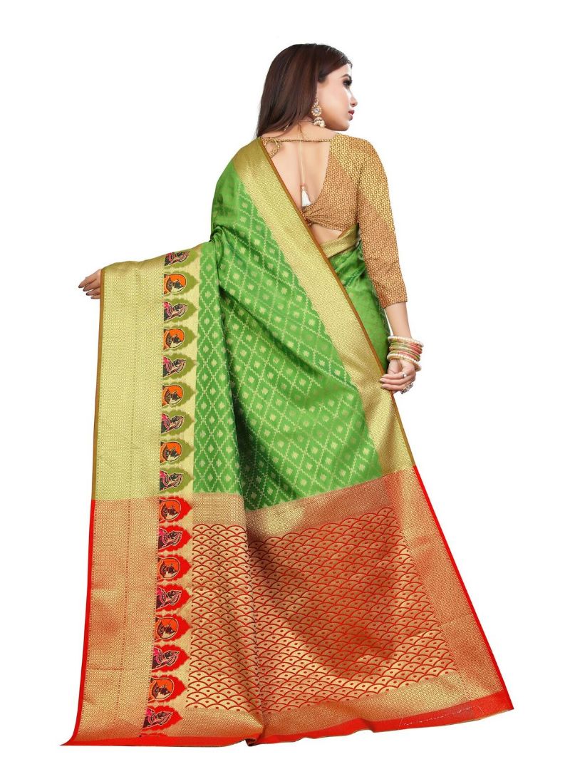 Elegant Ivory Cassiopeia women&