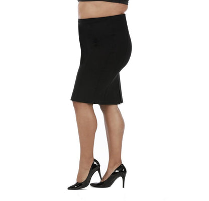 Black plus size short pencil skirt from Scarlet Leek&