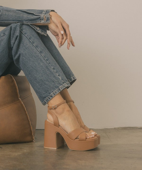 Jade Icarus Oasis Society Norah chunky platform heels with thick sole and stylish design, perfect for trendy footwear.