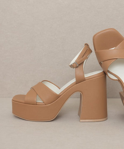 Jade Icarus Oasis Society Norah chunky platform heels with thick heel and stylish design, shown from side view.
