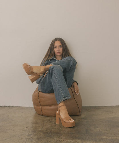 Jade Icarus Oasis Society Norah chunky platform heels with thick heel and stylish design, shown on a neutral background.