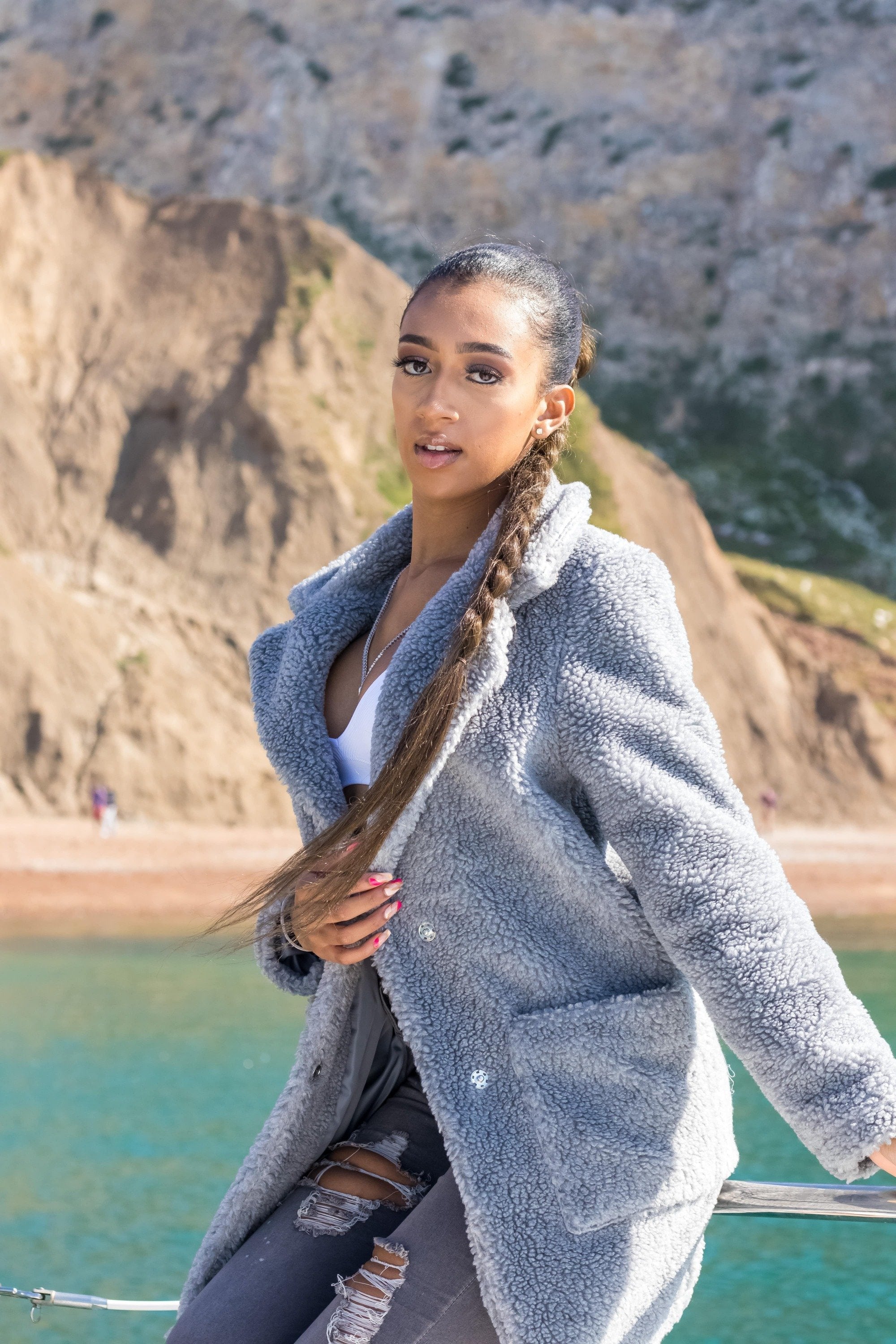 Rose Eleusis silver stud button borg teddy coat featuring plush fabric and a cozy, stylish design perfect for cold weather.