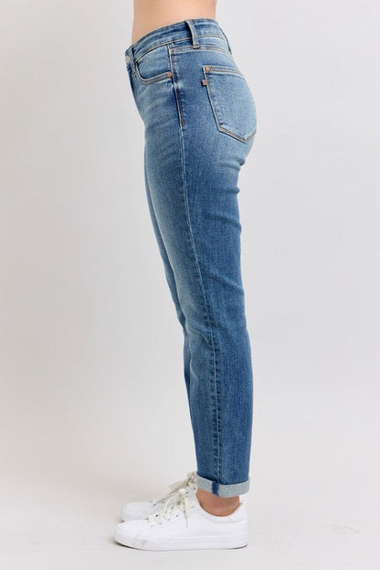Judy Blue full size mid-rise skinny cuff jeans with pockets for women, plus size denim from Jade Icarus, showcasing a fitted style.